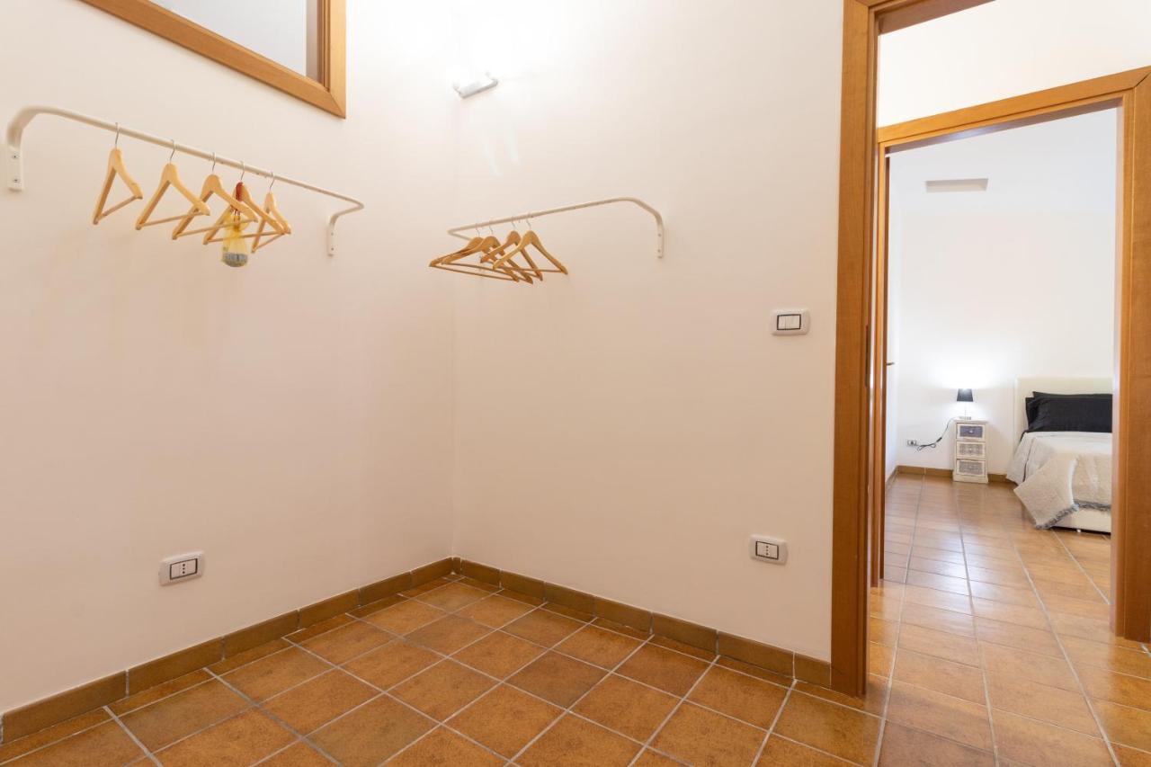 Villa Nicole Остуні Екстер'єр фото
